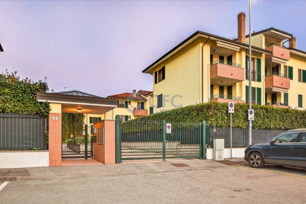 appartamento in vendita a Vignate