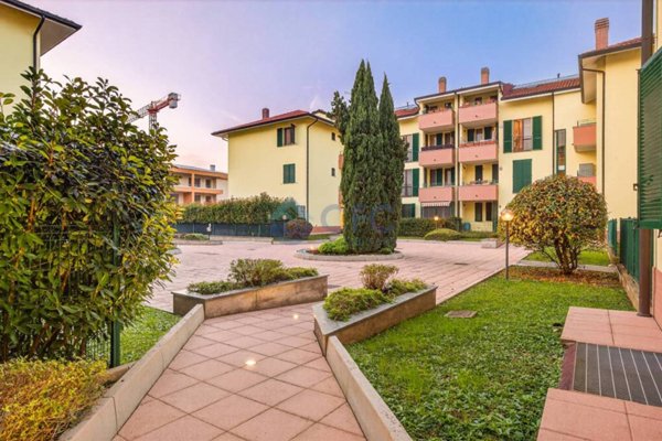 appartamento in vendita a Vignate