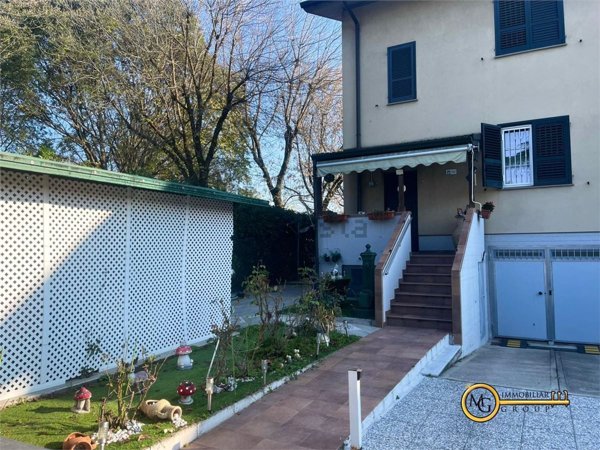casa indipendente in vendita a Vignate