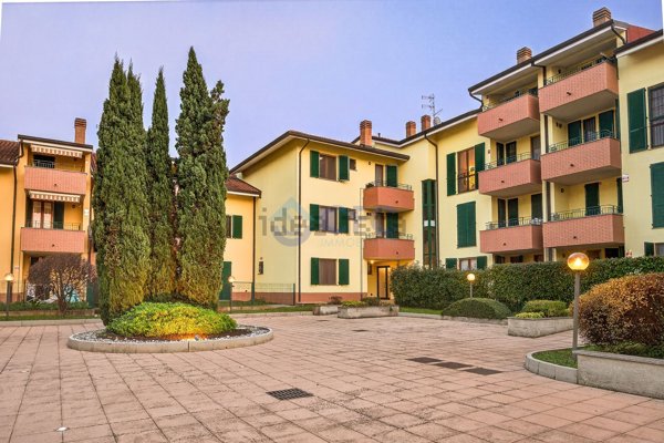 appartamento in vendita a Vignate