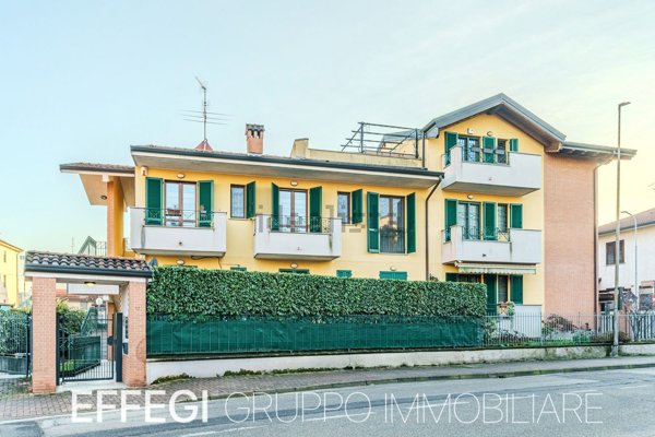 appartamento in vendita a Vignate in zona San Pedrino