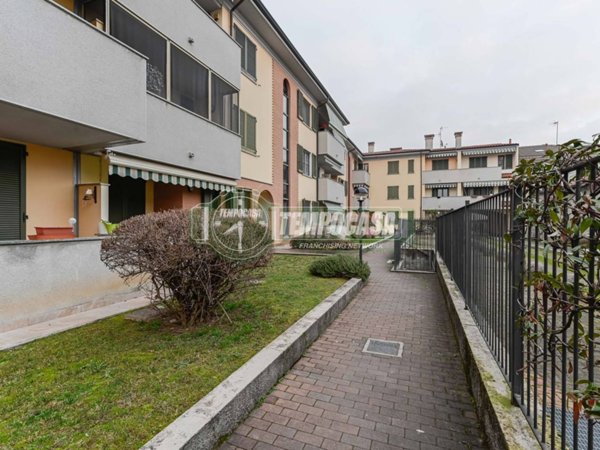 appartamento in vendita a Vignate
