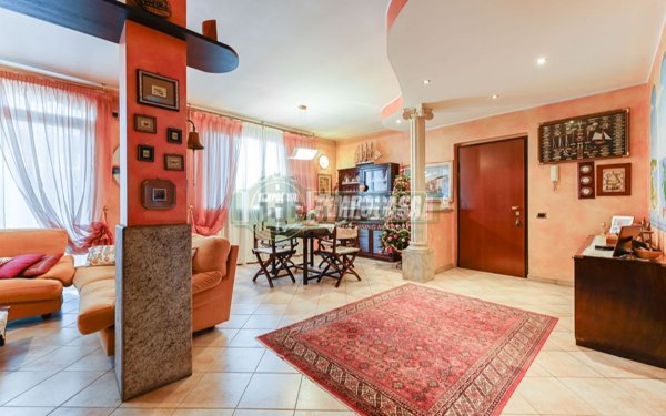 casa indipendente in vendita a Vignate