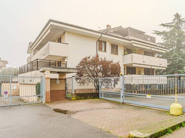 appartamento in vendita a Vignate