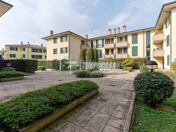 appartamento in vendita a Vignate