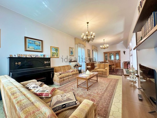 casa indipendente in vendita a Vignate