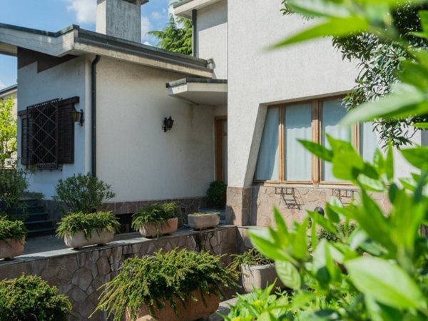 casa indipendente in vendita a Vignate