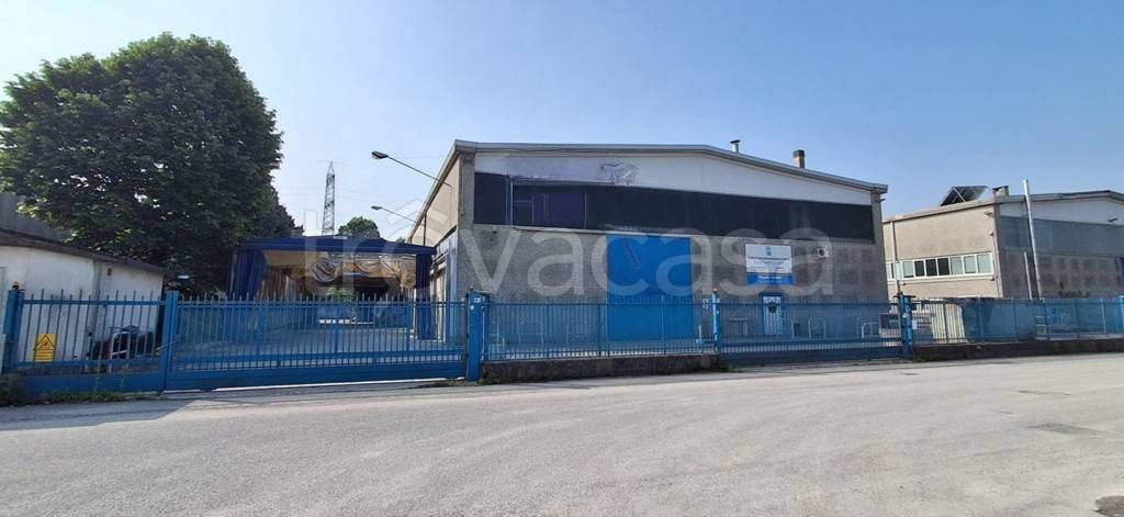 locale commerciale in vendita a Vignate