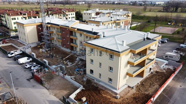 appartamento in vendita a Vignate in zona San Pedrino