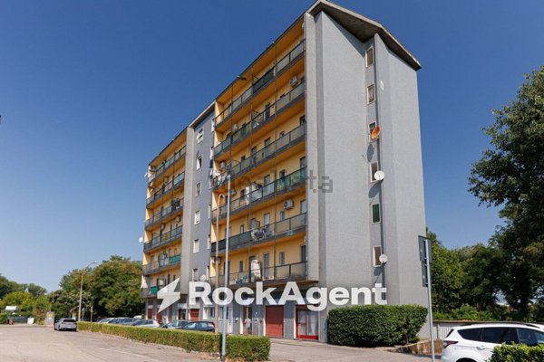 appartamento in vendita a Vignate in zona San Pedrino