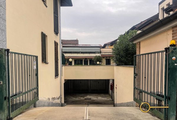 box auto in vendita a Vignate in zona San Pedrino