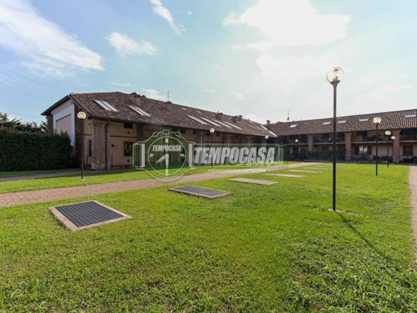 appartamento in vendita a Vignate in zona San Pedrino