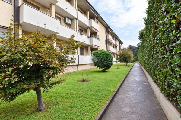 appartamento in vendita a Vignate in zona San Pedrino