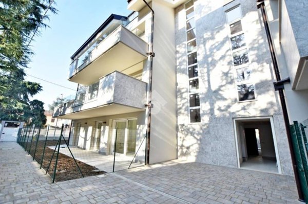 appartamento in vendita a Vignate in zona San Pedrino