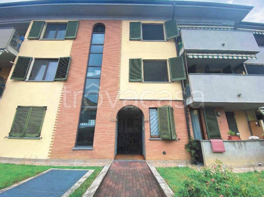 appartamento in vendita a Vignate in zona San Pedrino