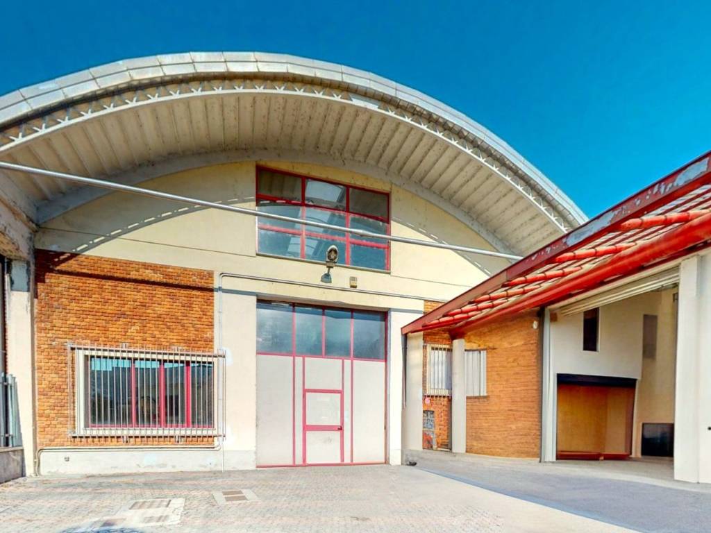 locale commerciale in vendita a Vimodrone