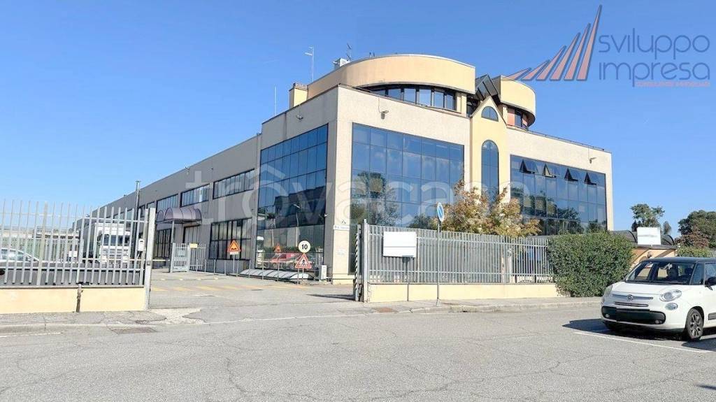 capannone in vendita a Vimodrone