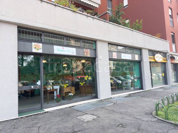 negozio in vendita a Vimodrone