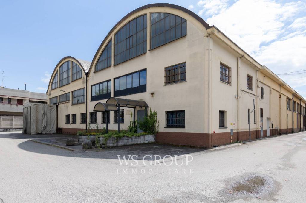 locale commerciale in vendita a Vimodrone