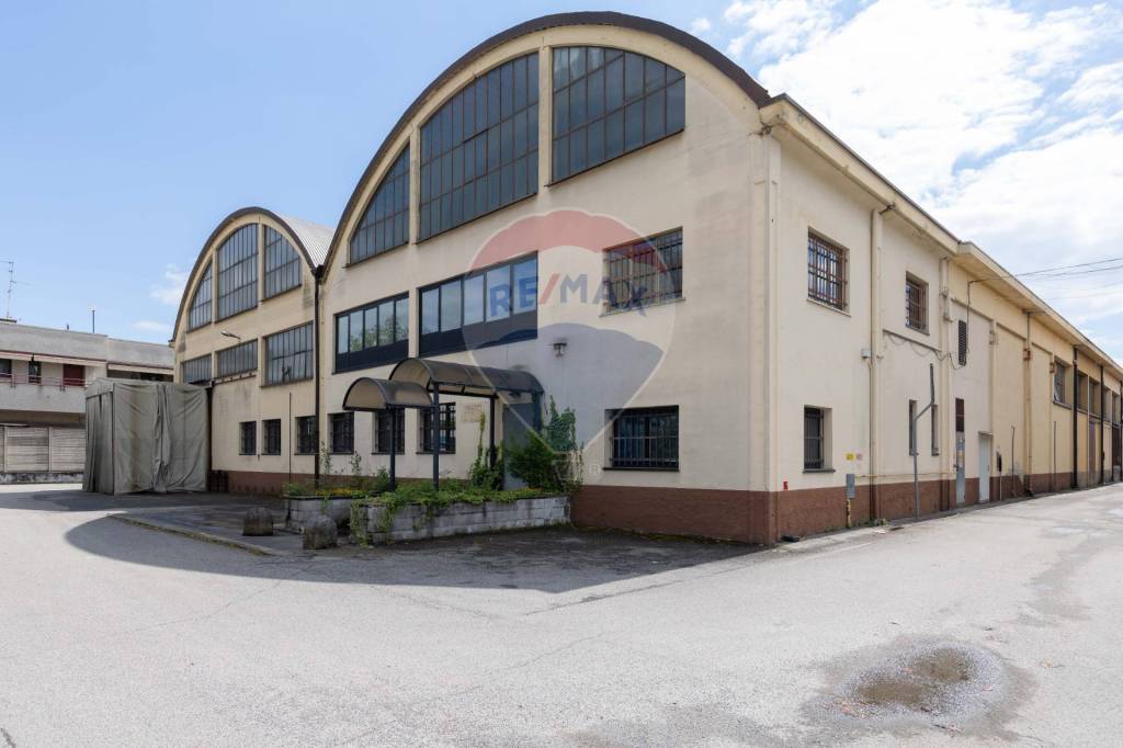 negozio in vendita a Vimodrone