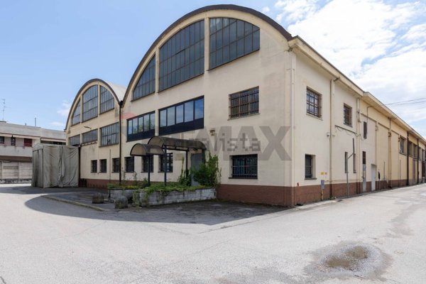 casale in vendita a Vimodrone