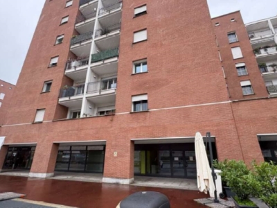 negozio in vendita a Vimodrone