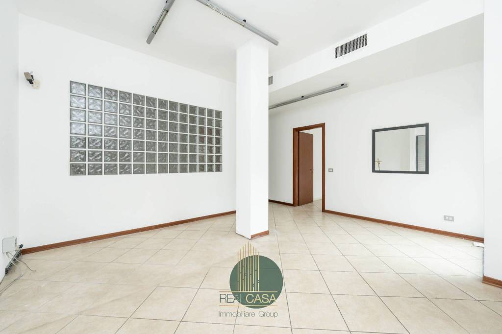 negozio in vendita a Vimodrone