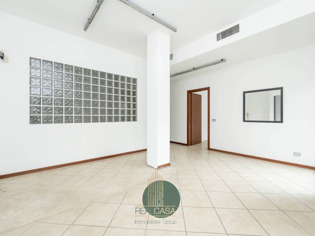 negozio in vendita a Vimodrone