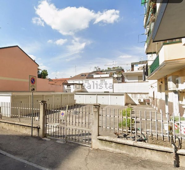 locale di sgombero in vendita a Vimodrone