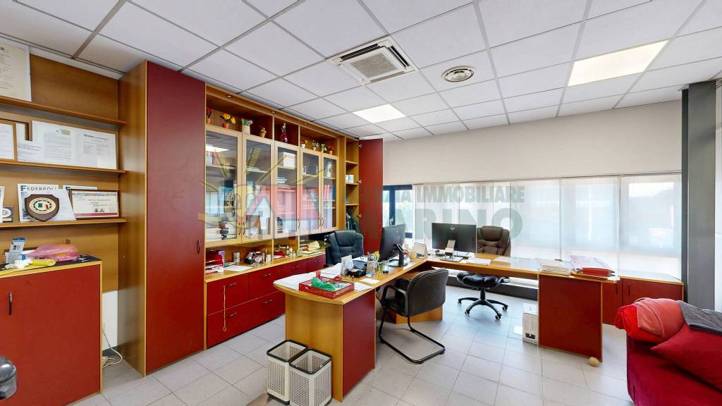 locale commerciale in vendita a Vimodrone