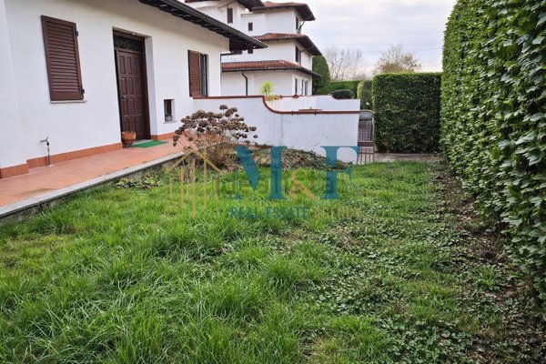casa indipendente in vendita a Vimodrone in zona Sant'Isidoro