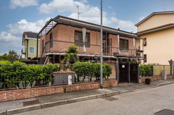 casa indipendente in vendita a Vimodrone