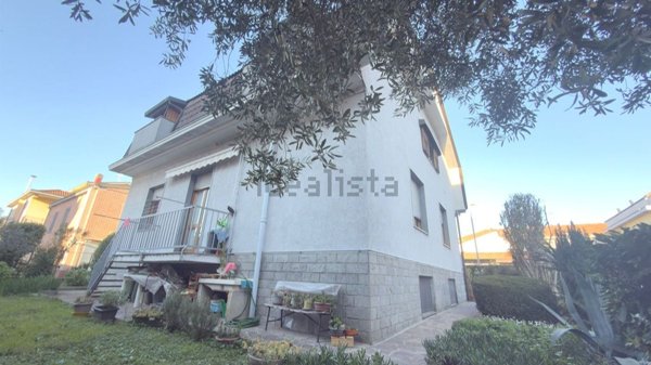 casa indipendente in vendita a Vimodrone