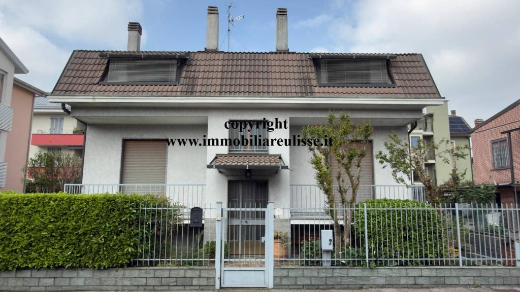 casa indipendente in vendita a Vimodrone