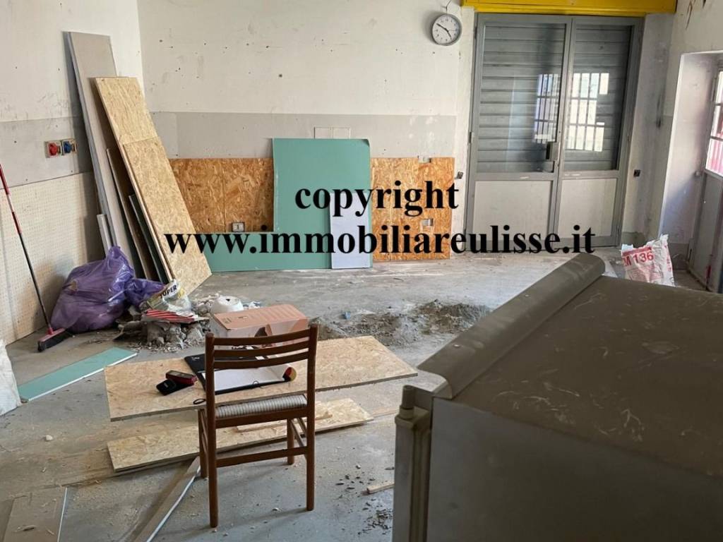 negozio in vendita a Vimodrone