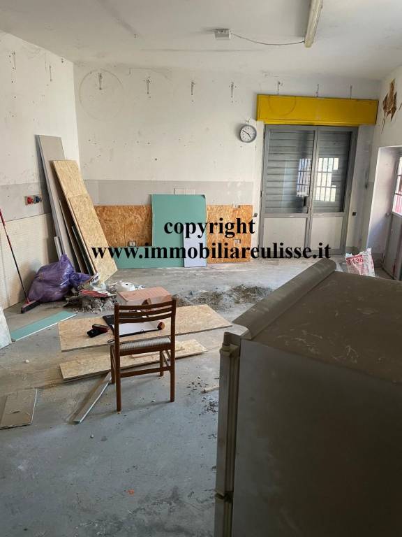 negozio in vendita a Vimodrone