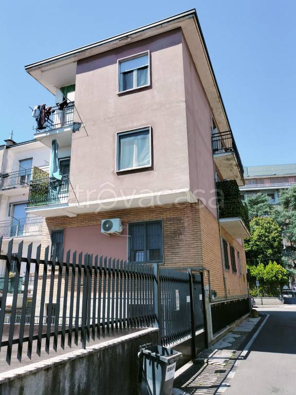 negozio in vendita a Vimodrone