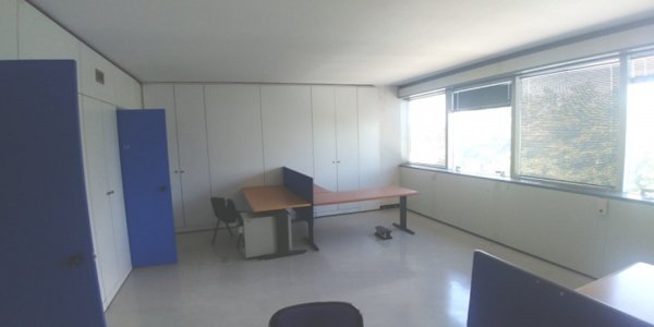 locale di sgombero in vendita a Vimodrone in zona Gaggiolo
