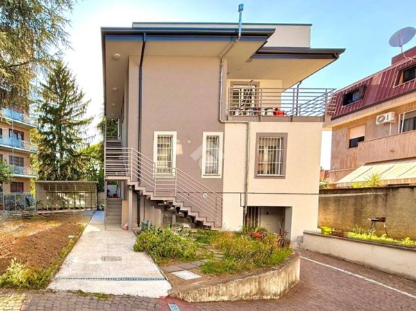 casa indipendente in vendita a Vimodrone