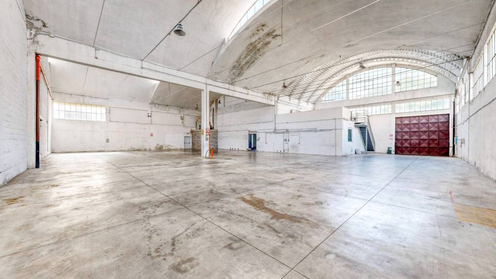 locale commerciale in vendita a Vimodrone in zona Gaggiolo