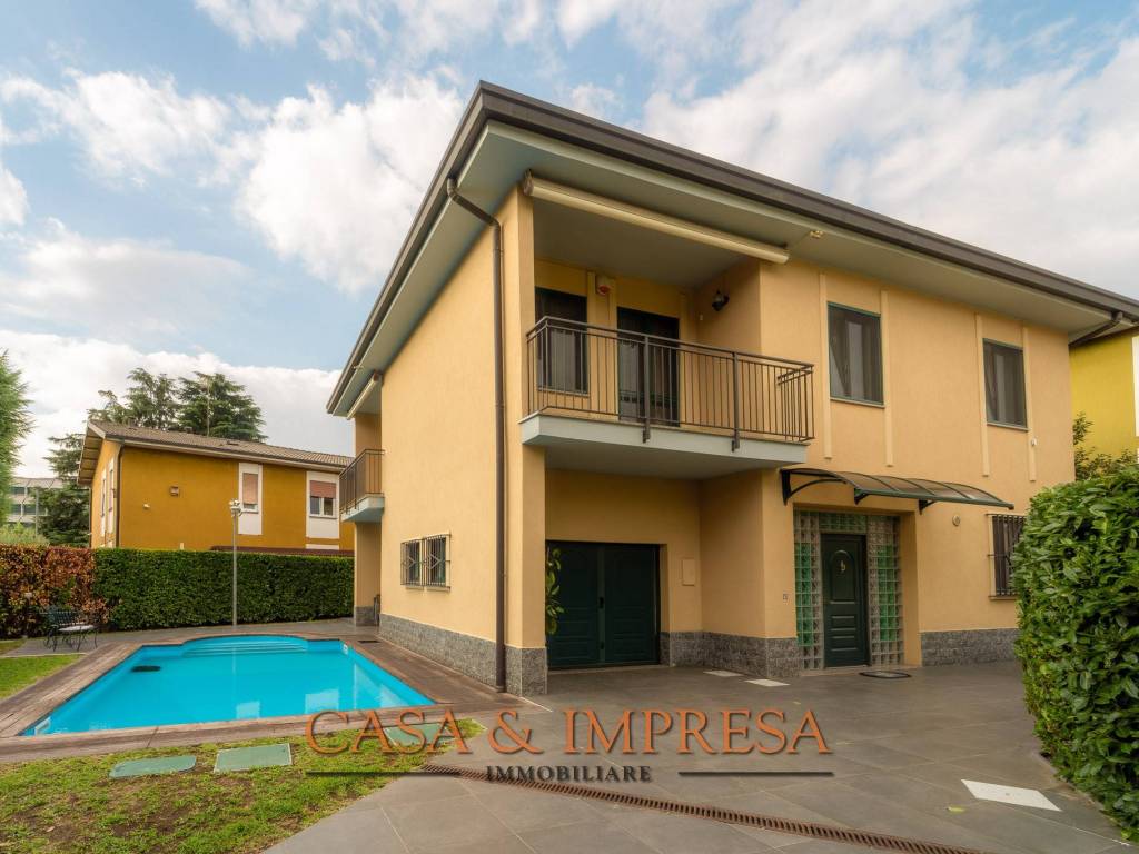 casa indipendente in vendita a Vimodrone