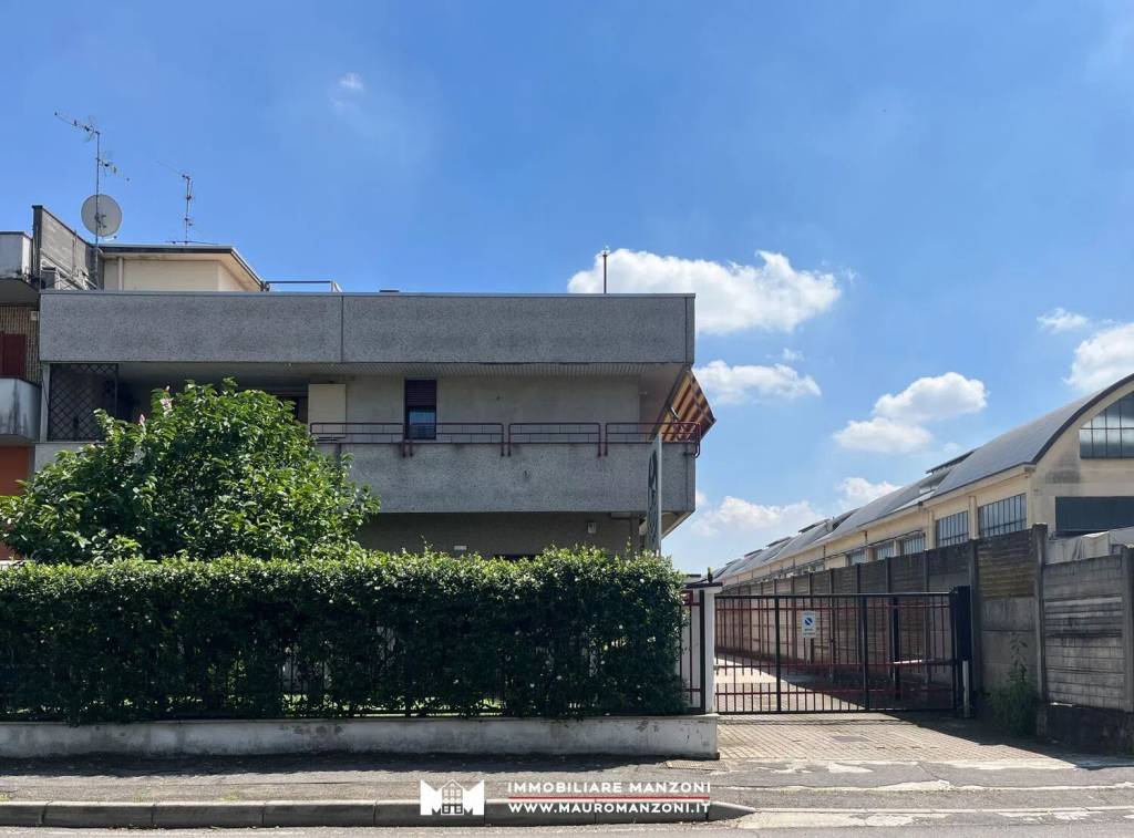 ufficio in vendita a Vimodrone in zona Gaggiolo