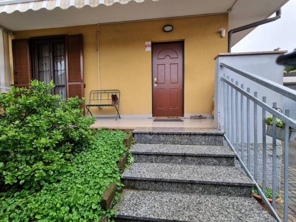 casa indipendente in vendita a Vittuone