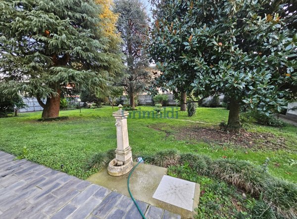 casa indipendente in vendita a Vittuone