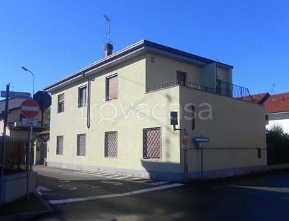 casa indipendente in vendita a Vittuone