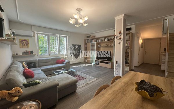 casa indipendente in vendita a Vittuone