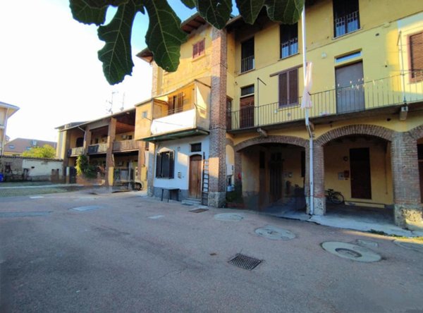 casa indipendente in vendita a Vittuone