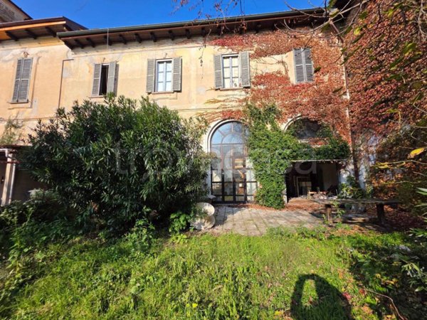 casa indipendente in vendita a Vittuone