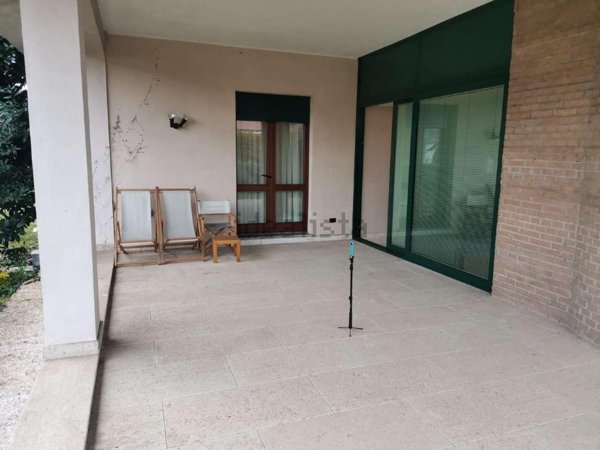 casa indipendente in vendita a Vittuone