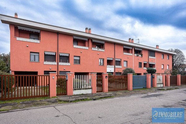 casa indipendente in vendita a Vittuone